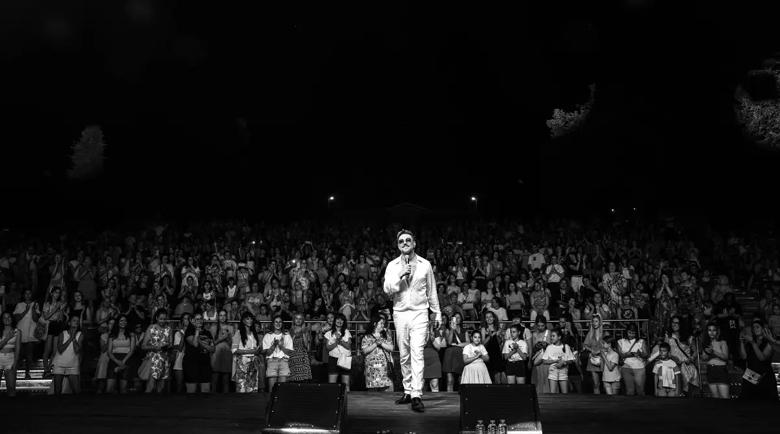 Миро с концерт под открито небе на Vidas Art Arena